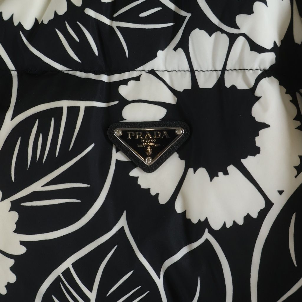 Prada Floral Pattern Down Jacket Triangle Logo Black White — view 4