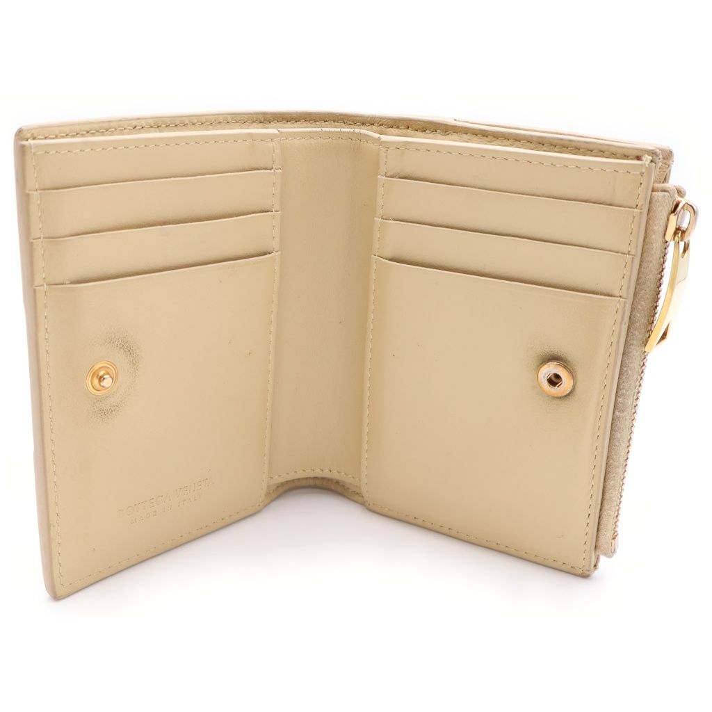 Bottega Veneta Cassette Maxi Intrecciato Leather Compact Wallet Bifold Beige — view 4