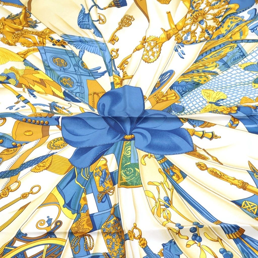 Hermes Carre 90 Scarf Silk Sun Soleil de Soie Green Blue White — view 5