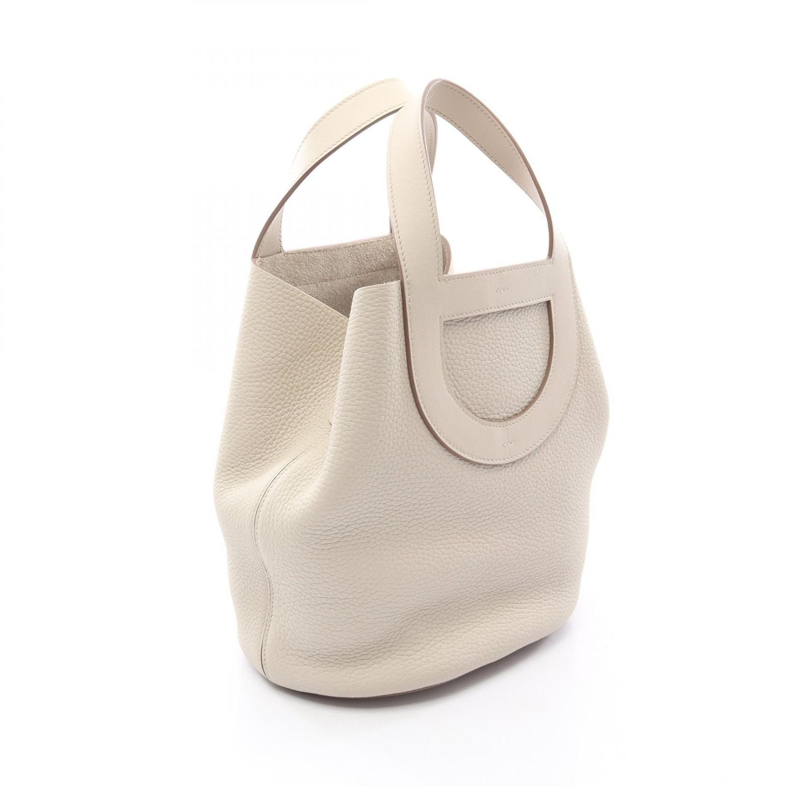 Hermes Handbag in the Loop 23 Beton Leather — view 2