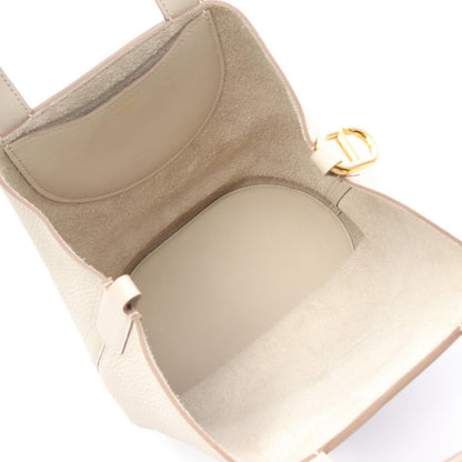 Hermes Handbag in the Loop 23 Beton Leather — view 3