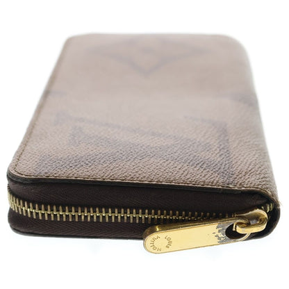 Louis Vuitton Giant Monogram Zippy Wallet Brown — view 3