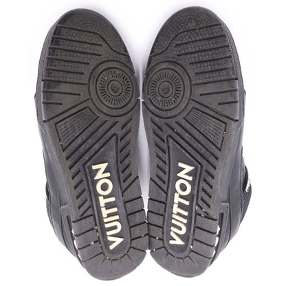 Louis Vuitton LU Trainer LV Monogram Leather Low Cut Sneakers Black — view 5