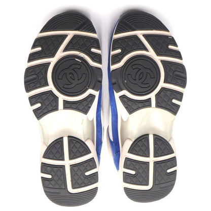 Chanel CC Logo Suede Low Cut Sneakers Blue White Black — view 5