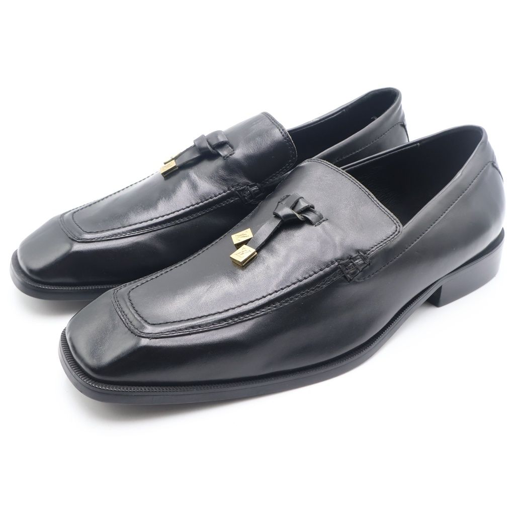 Louis Vuitton Tassel Loafers Black Leather — view 2