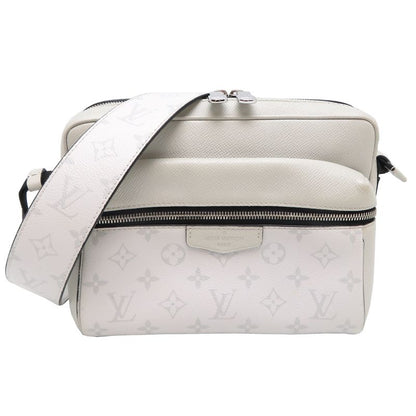 Louis Vuitton Messenger