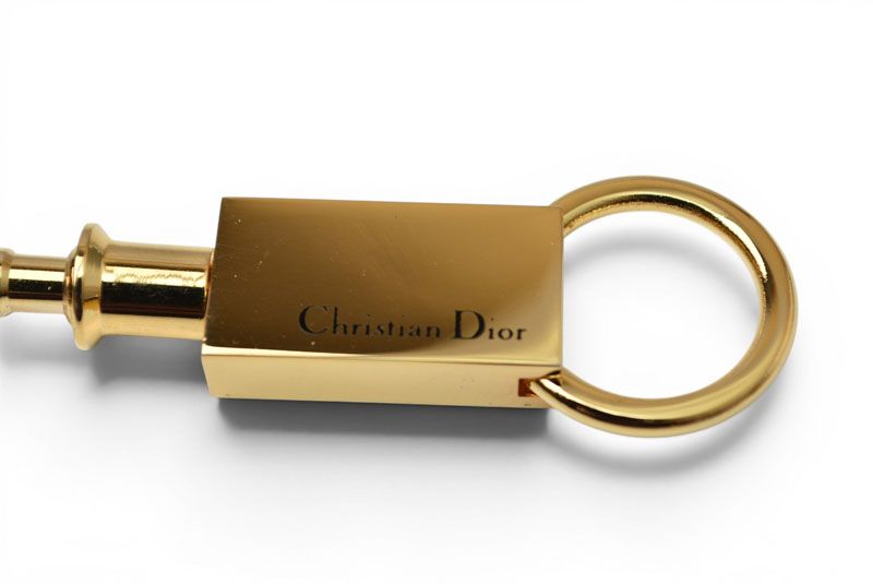 Dior Key Holder Bag Charm Key Ring Logo Plate Gold Vintage — view 3