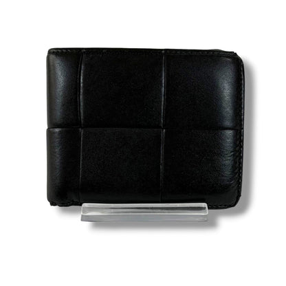 Bottega Veneta Bifold Wallet Compact Maxi Intrecciato Leather Cassette Black — view 4
