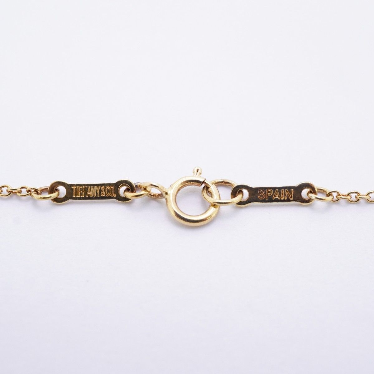Tiffany & Co Necklace Apple 18k Yellow Gold — view 4
