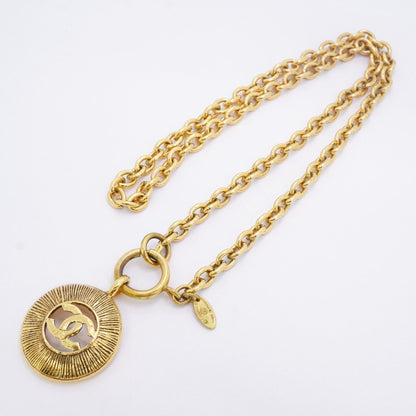 Chanel Necklace Vintage CC Logo Round — view 3