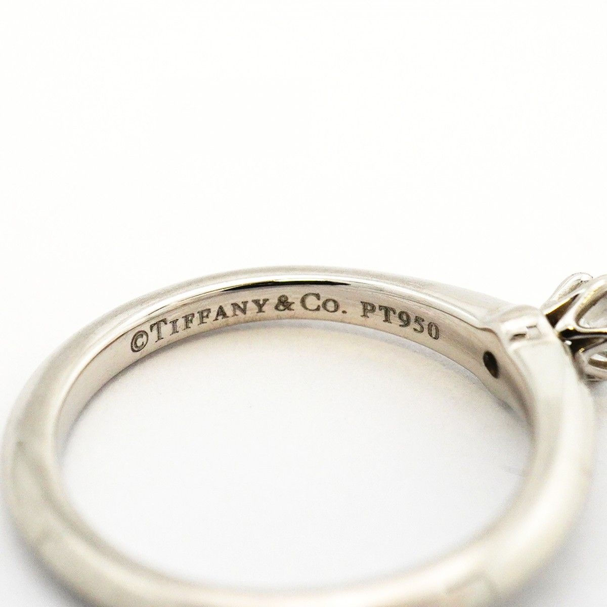 Tiffany & Co Ring Solitaire Platinum Diamond — view 4