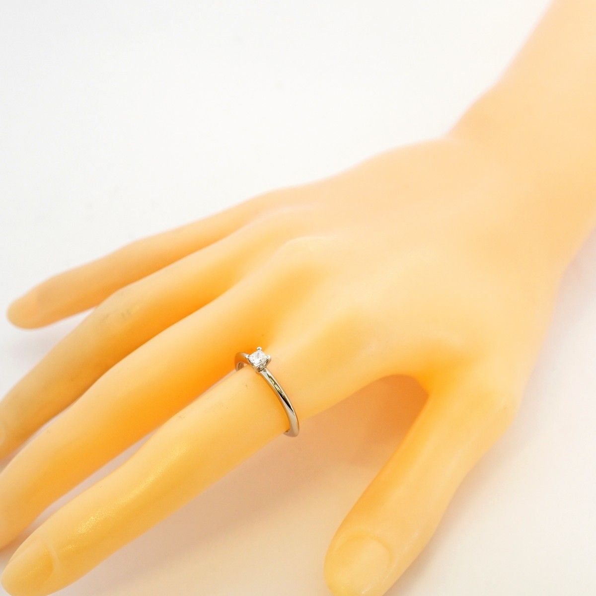 Tiffany & Co Ring Solitaire Square Cut Platinum Diamond — view 7