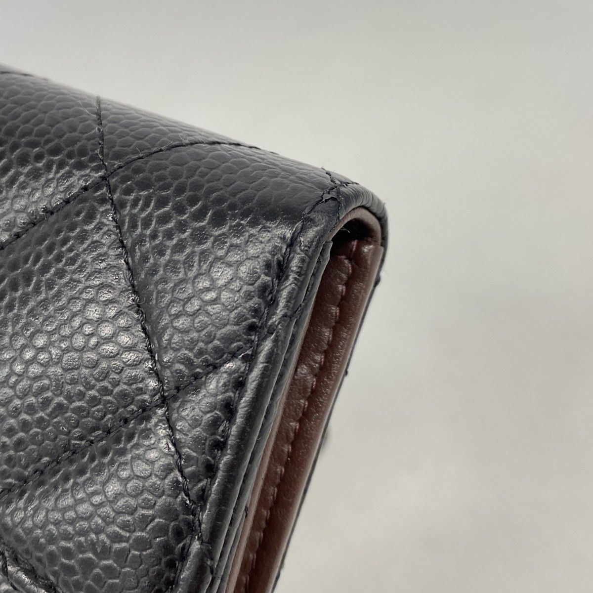 Chanel Trifold Wallet Quilted Caviar Leather Black Gold — view 5