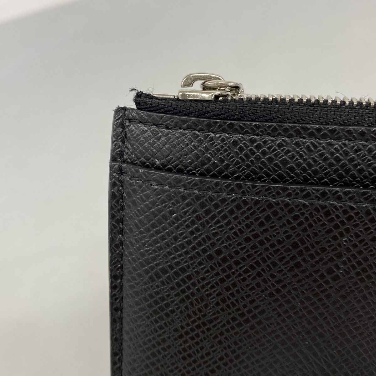 Louis Vuitton Coin Case Taiga Card Holder Ardoise — view 7