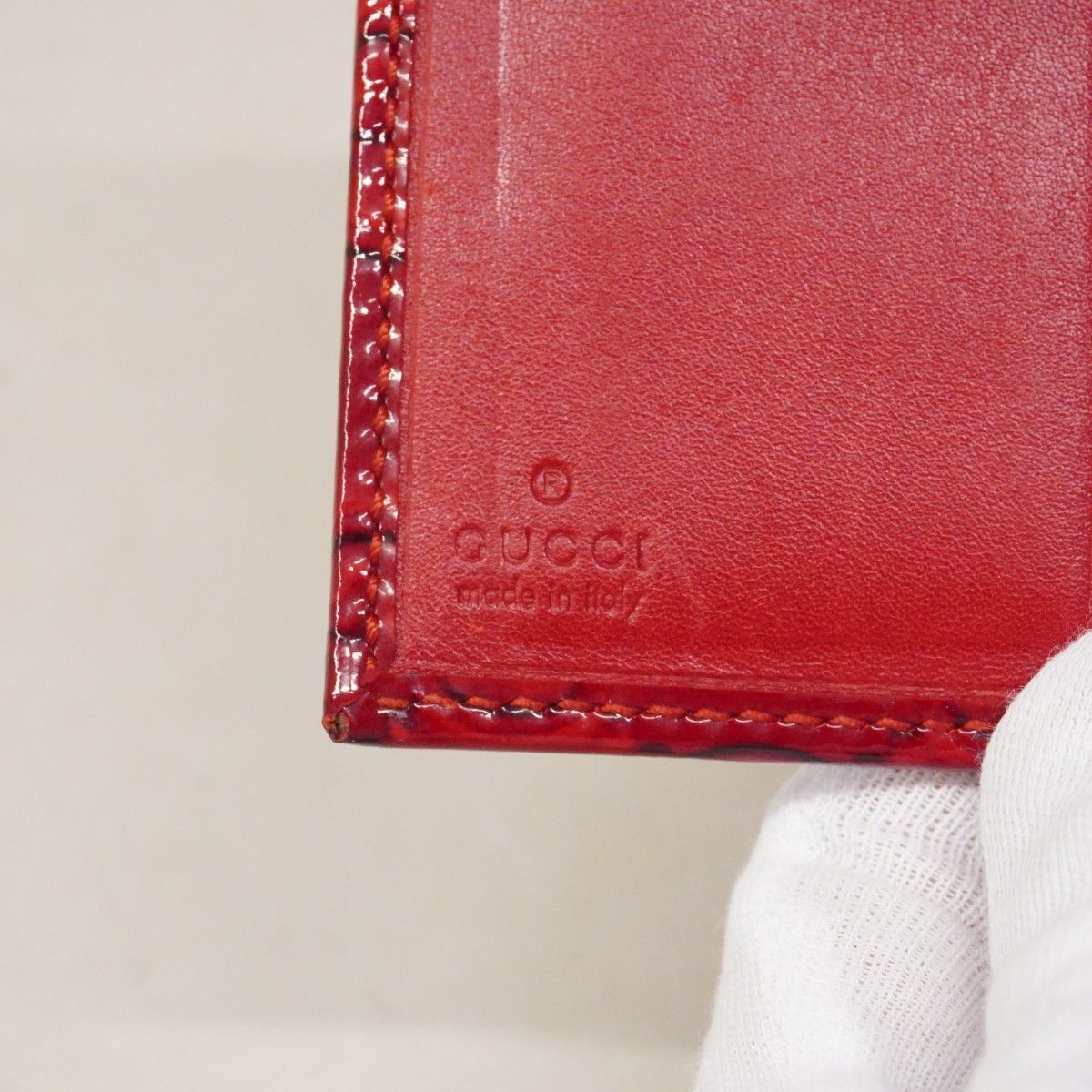 Gucci Card Case Enamel Red Champagne Gold — view 4