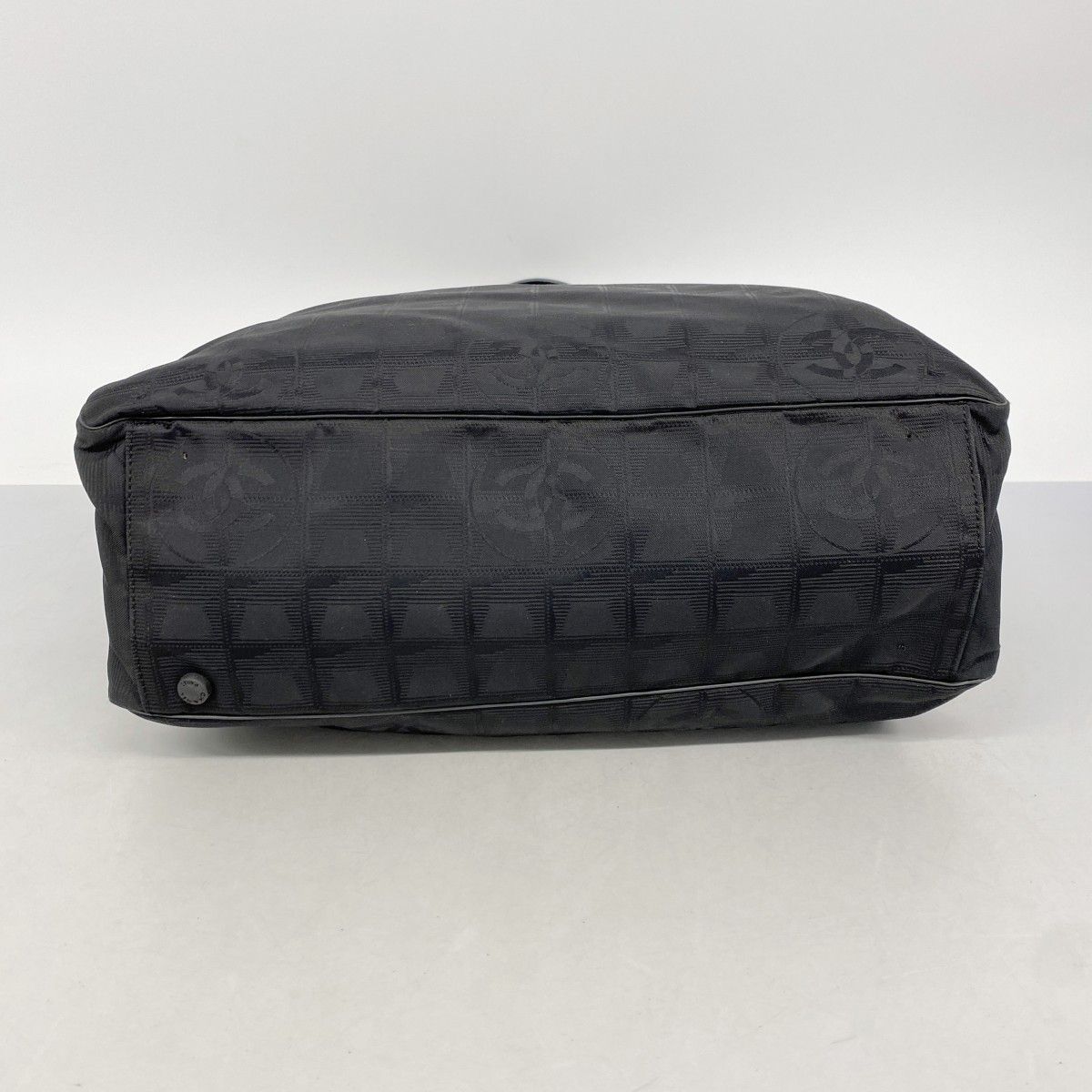 Chanel Tote New Travel Nylon Black Cles Diss — view 3