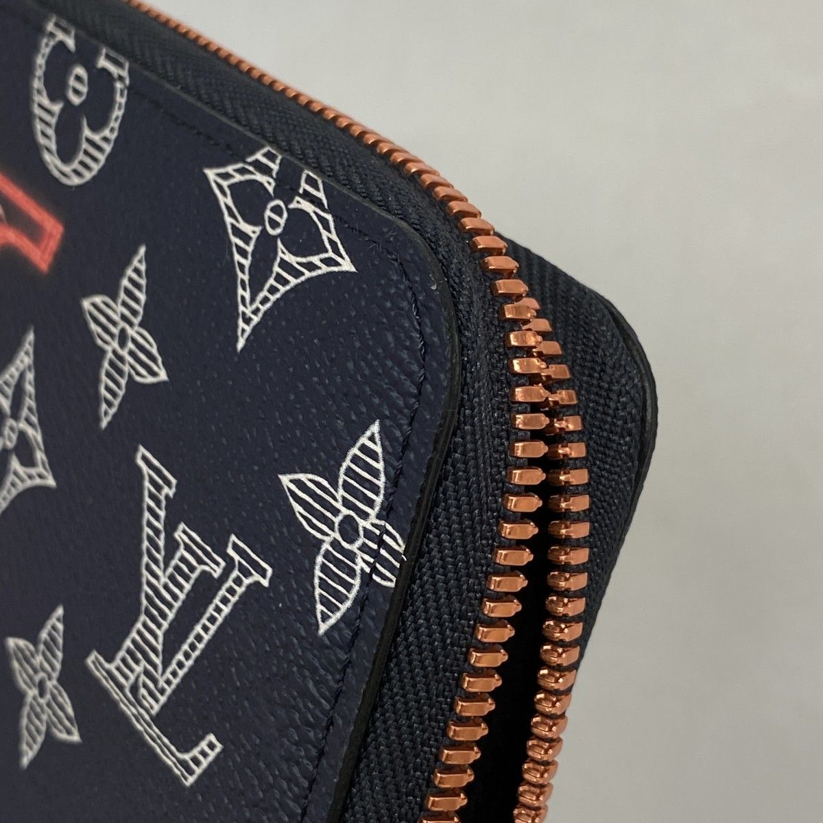 Louis Vuitton Wallet Monogram Ink Upside Down Zippy Organizer NM Navy — view 6