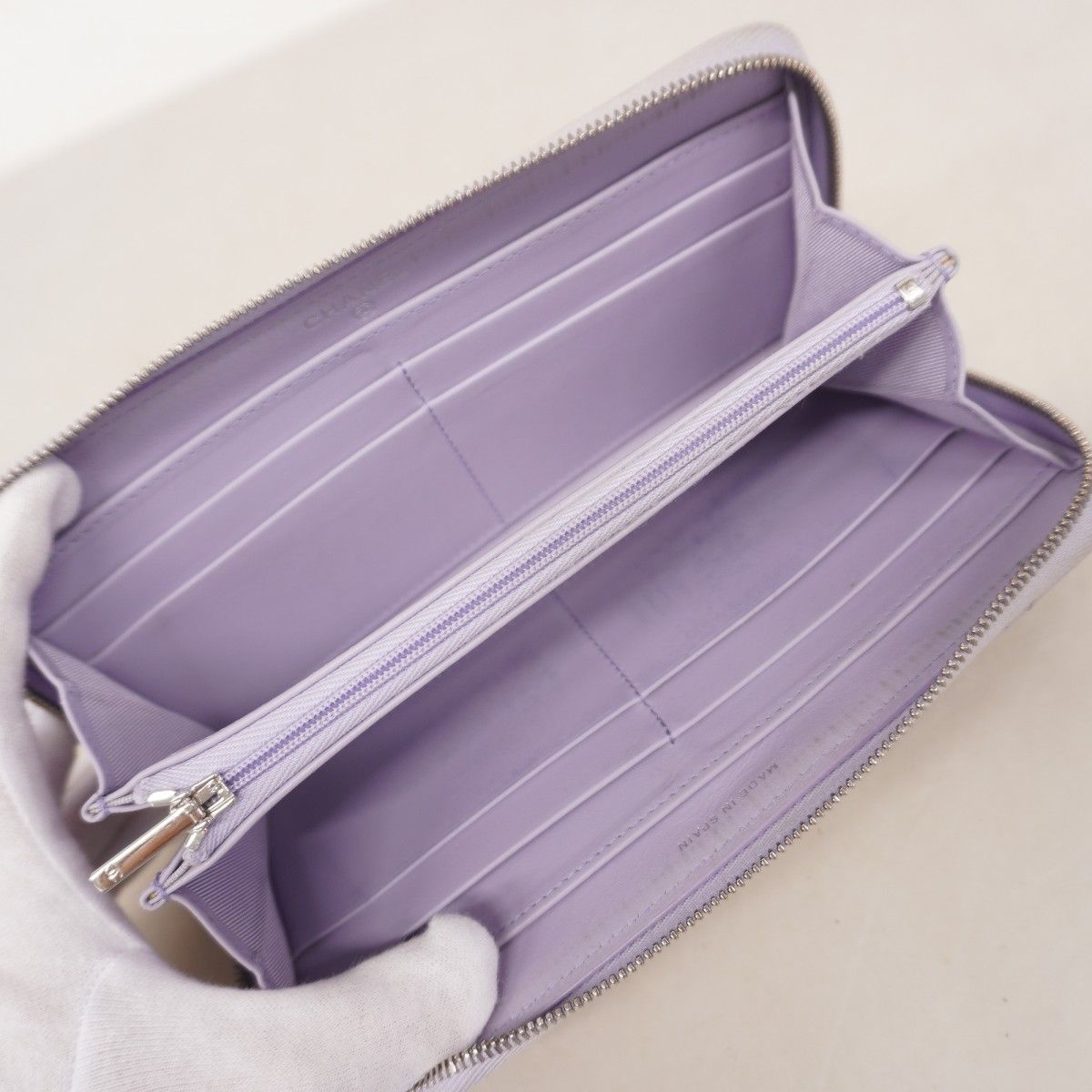 Chanel Wallet Quilted Caviar Leather Purple Silver — view 3