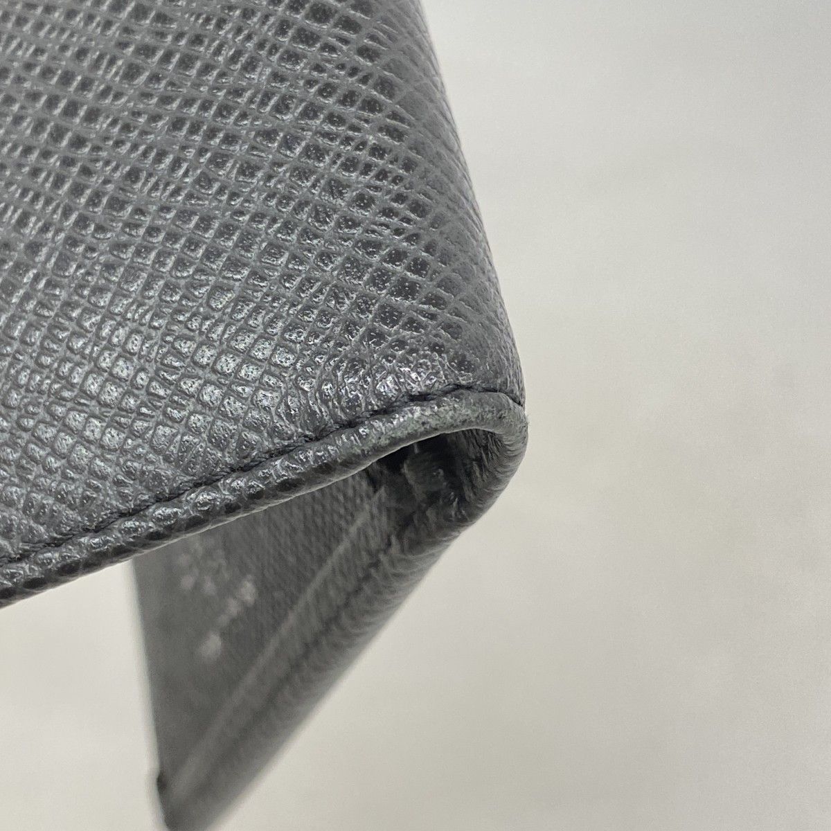 Louis Vuitton Long Bill Holder Taiga Porte-Billets Carte Cles Ardoise Wallet — view 5