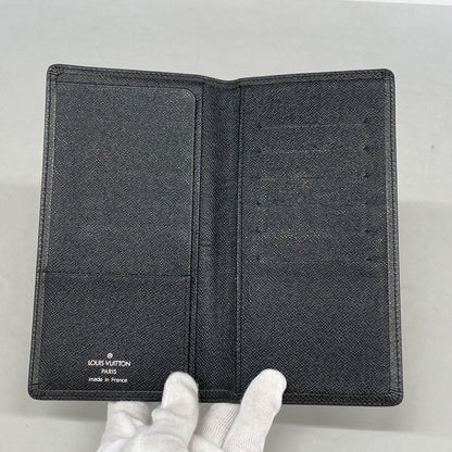 Louis Vuitton Long Bill Holder Taiga Porte-Billets Carte Cles Ardoise Wallet — view 3