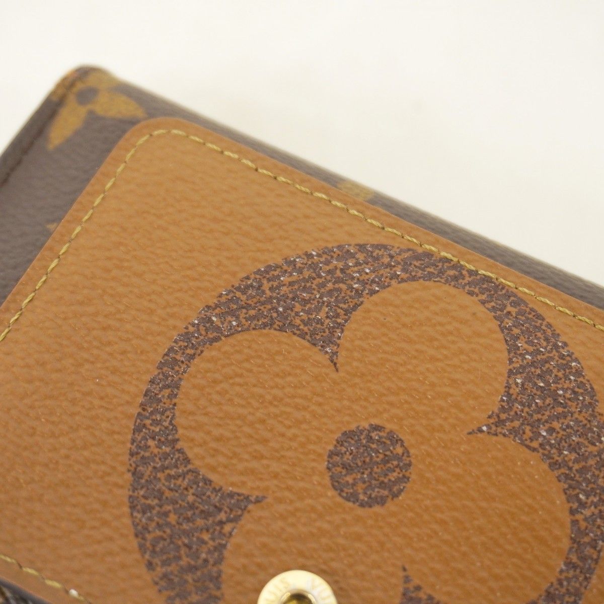Louis Vuitton Wallet Monogram Giant Reverse Portefeuille Juliette Brown — view 9