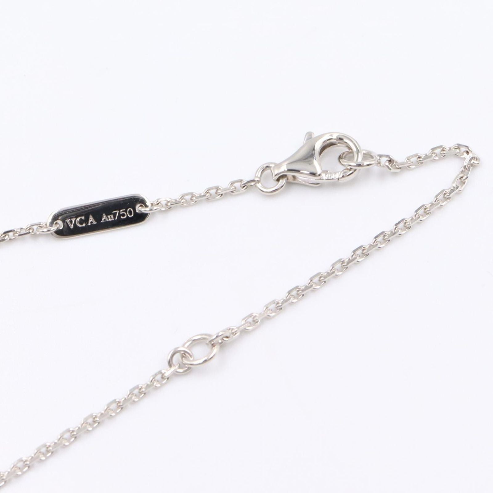 Van Cleef & Arpels Necklace Vintage Alhambra Diamond 37 41.5 cm 18k White Gold — view 3