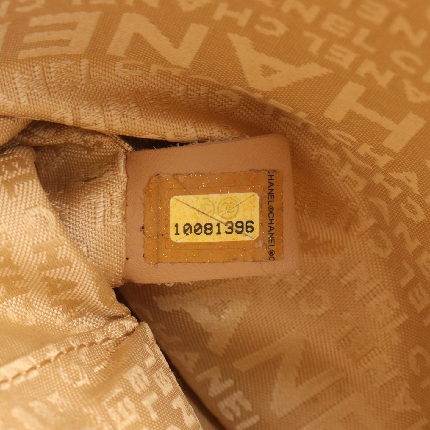 Chanel Tote Choco Bar Beige Caviar Leather — view 5