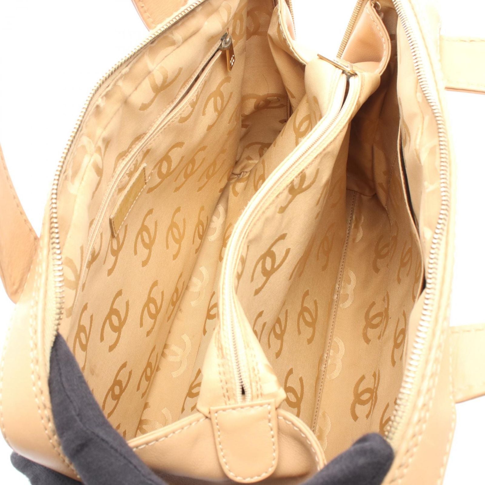 Chanel Handbag Wild Stitch Beige Leather — view 3