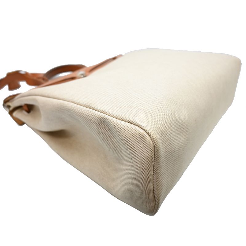 Hermes Handbag Beige — view 3