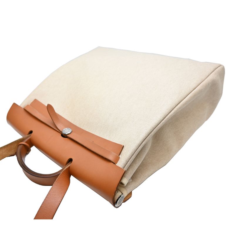 Hermes Handbag Beige — view 4