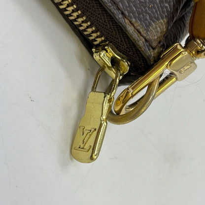 Louis Vuitton Monogram Pouch — view 7