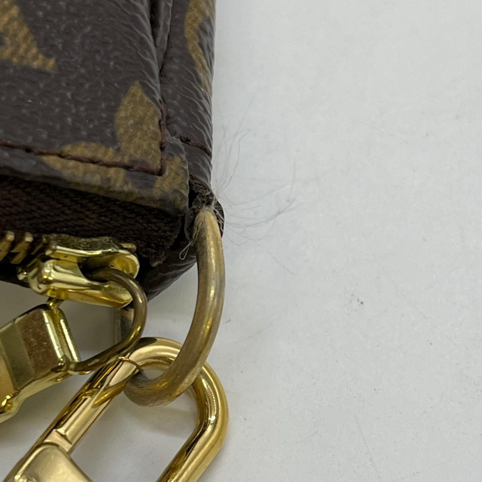 Louis Vuitton Monogram Pouch — view 8