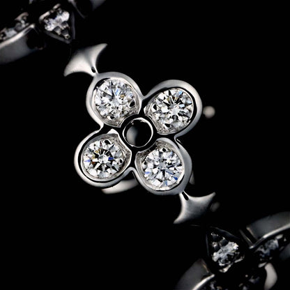Louis Vuitton Fine Dantel 50 Ring Diamond 18k WG White Gold — view 6
