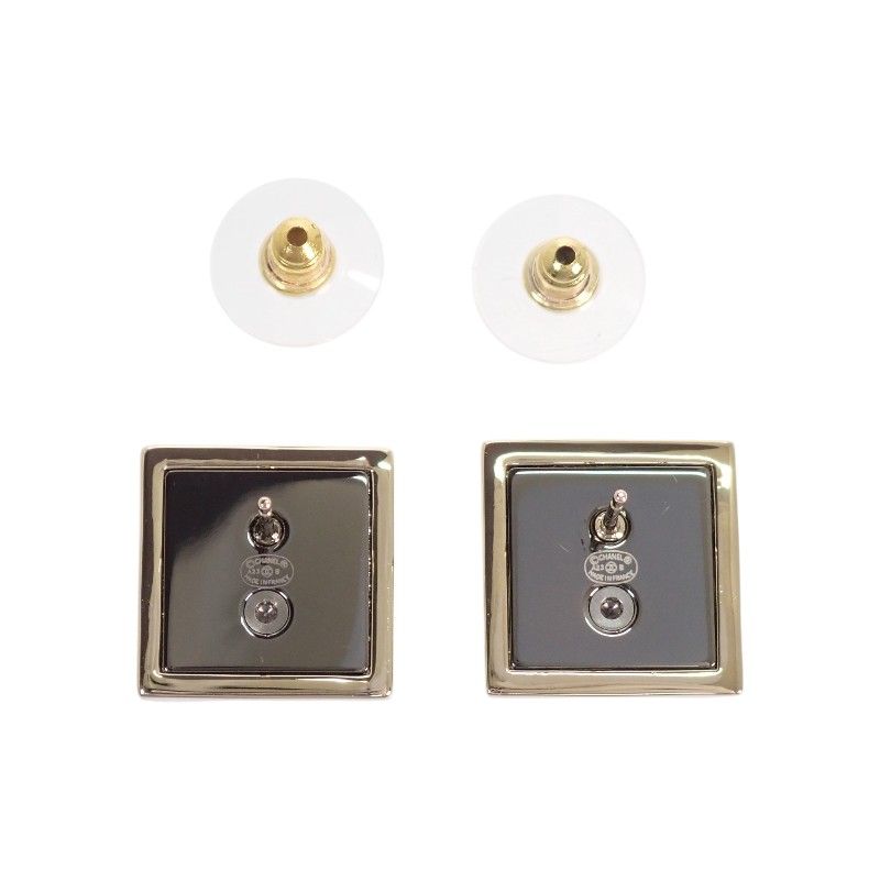 Chanel CC Square CC Logo Earrings Metal Gold Black — view 6