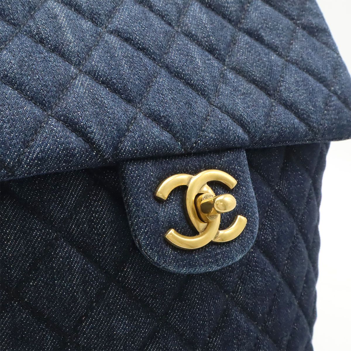 Chanel Quilted CC Logo Chain Shoulder Backpack Denim Leather Navy Gold — view 8