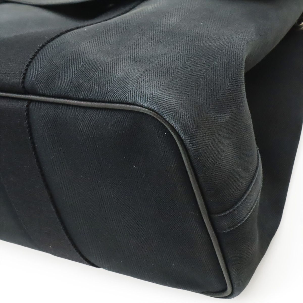 Hermes Valparaiso Tote Toilet Blanc Canvas Leather Black Pouch — view 3