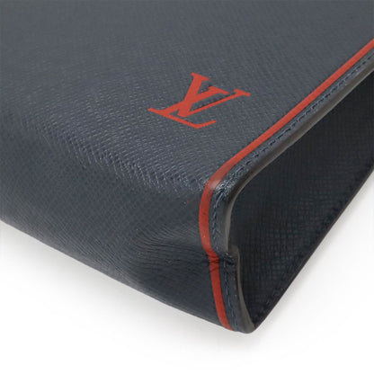 Louis Vuitton Taiga Pochette Voyage Clutch Blue Marine Navy — view 3