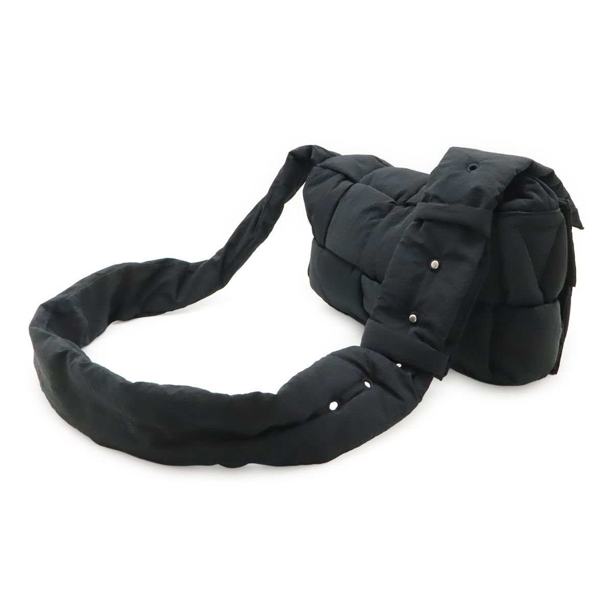 Bottega Veneta Maxi Intrecciato Padded Tech Cassette Shoulder Bag Nylon Black — view 2