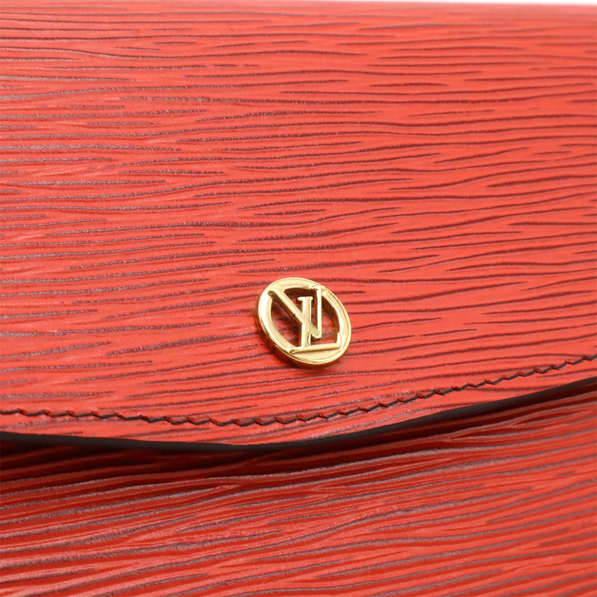 Louis Vuitton Epi Montaigne 27 Clutch Castilian Red Gold — view 9