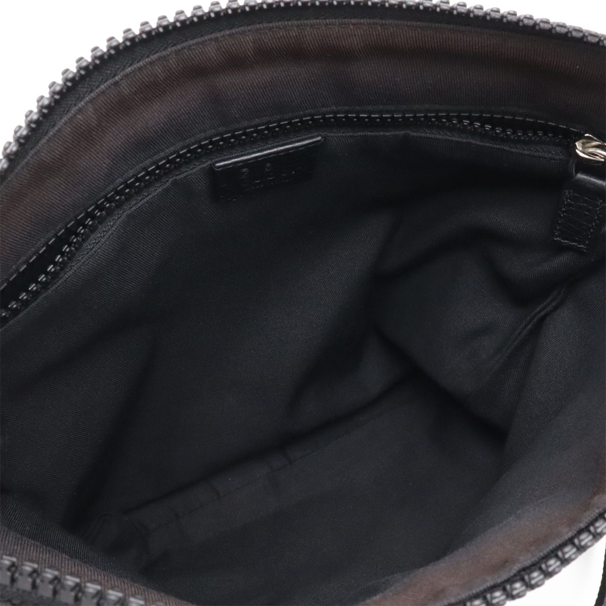Gucci GG Nylon Shoulder Bag Crossbody Leather Black Gray Silver — view 7
