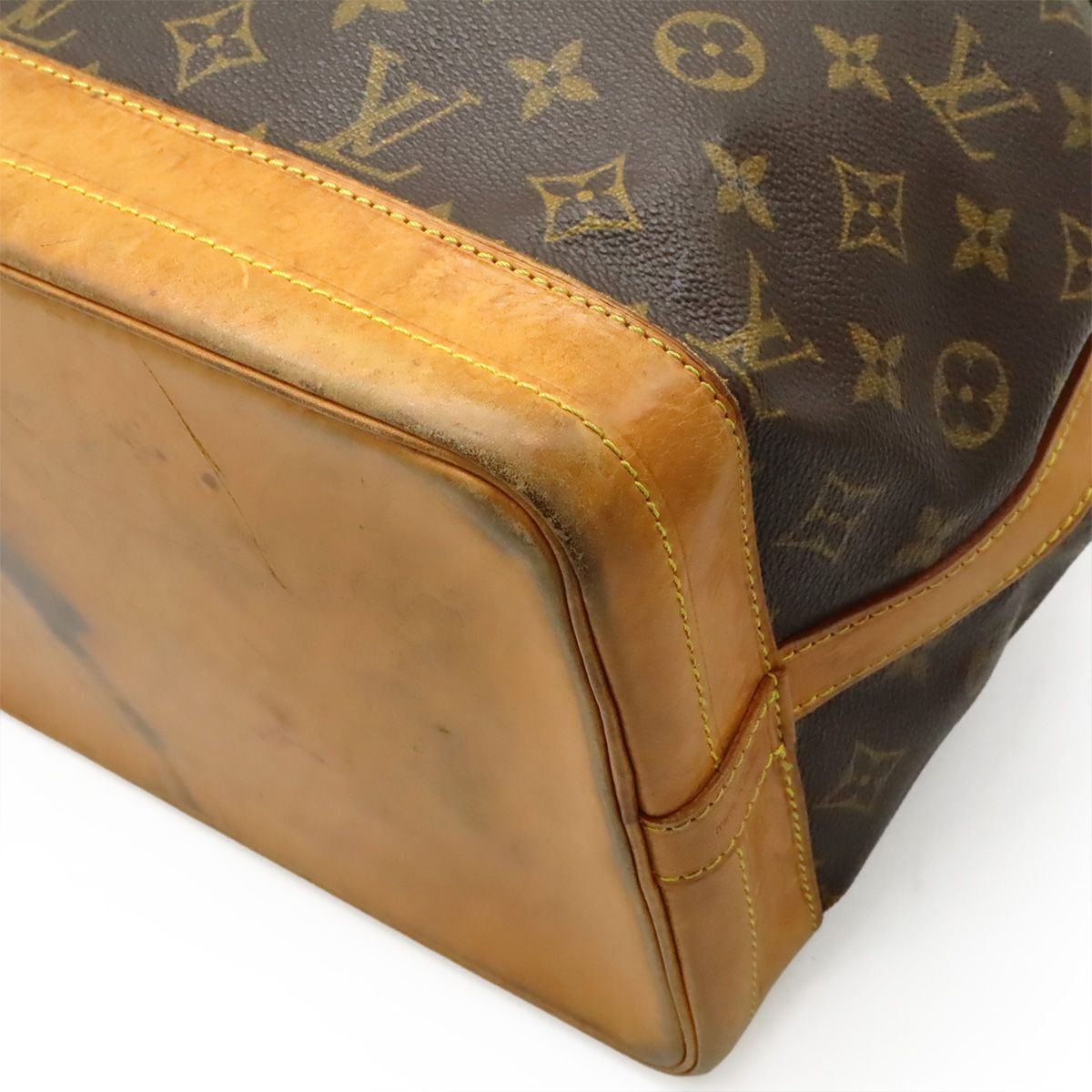 Louis Vuitton Monogram Noe Shoulder Bag Semi Drawstring — view 3