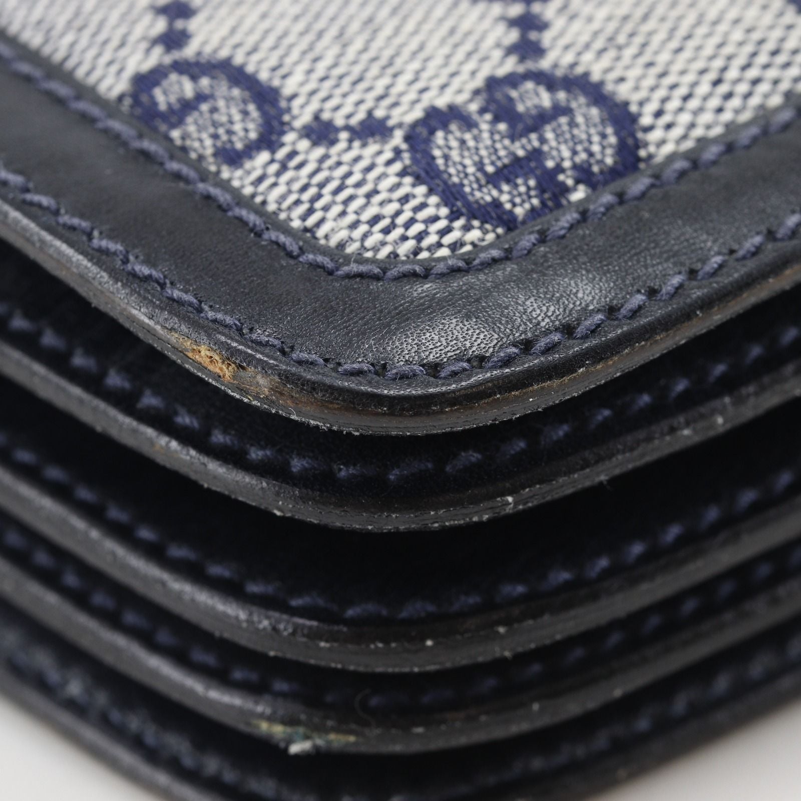 Gucci Vintage GG Canvas Navy Shoulder — view 4