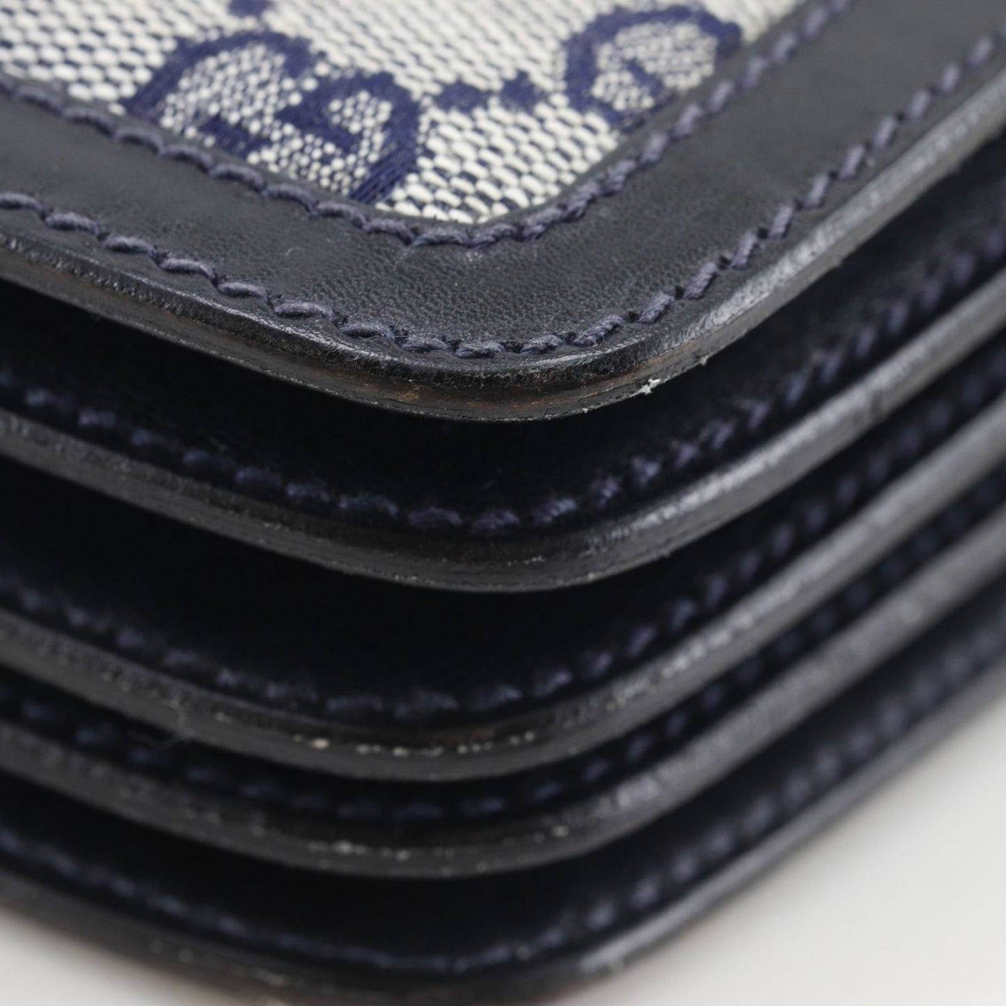 Gucci Vintage GG Canvas Navy Shoulder — view 5