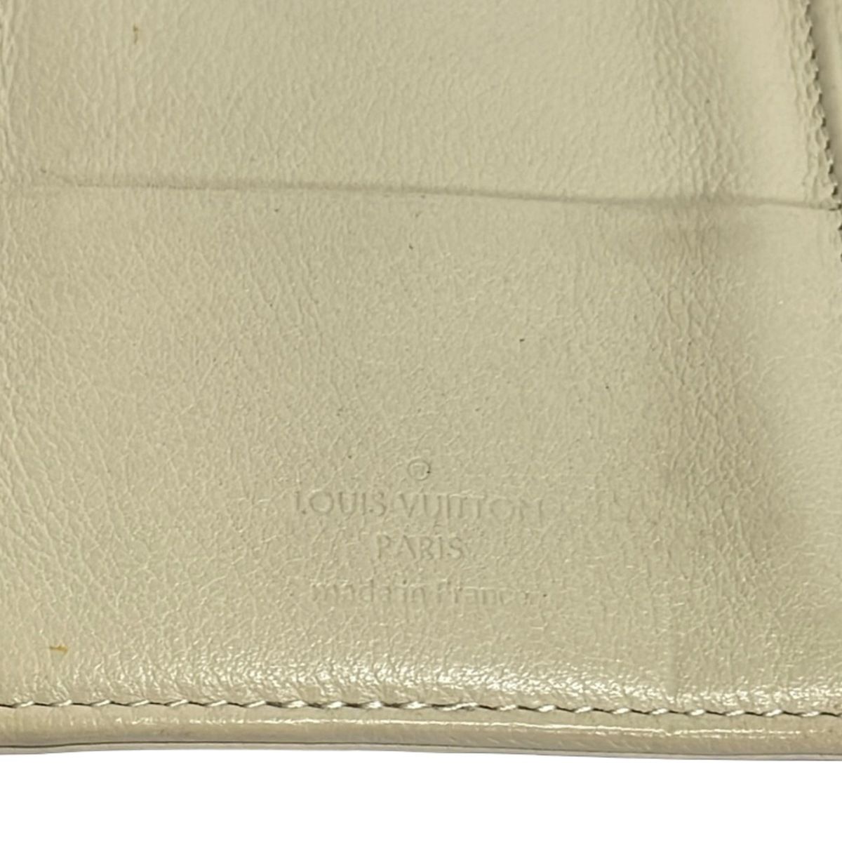 Louis Vuitton Wallet Mahina Portefeuille Amelia Pearl Leather — view 6
