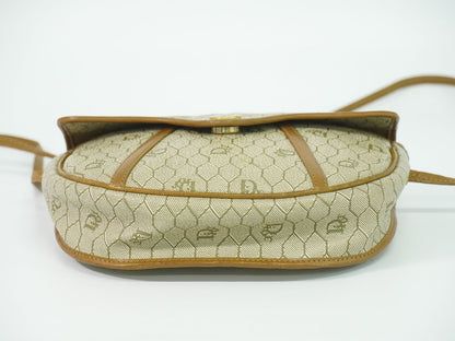 Dior Honeycomb Pattern Shoulder Bag Pochette Beige — view 3