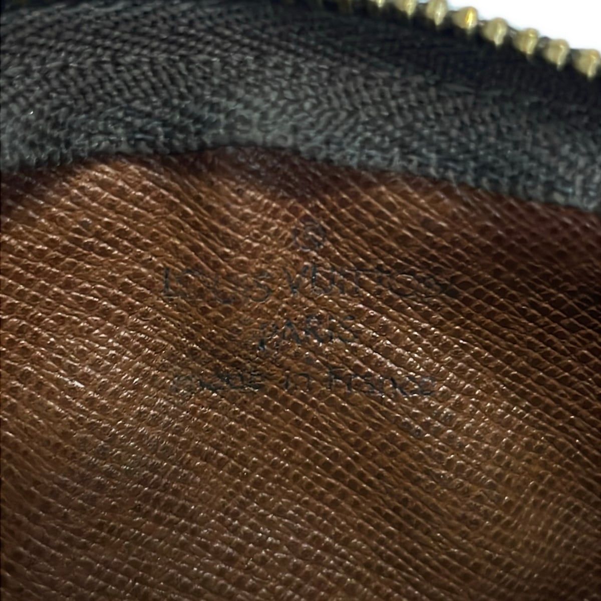 Louis Vuitton Coin Case Monogram Pochette Cles — view 4
