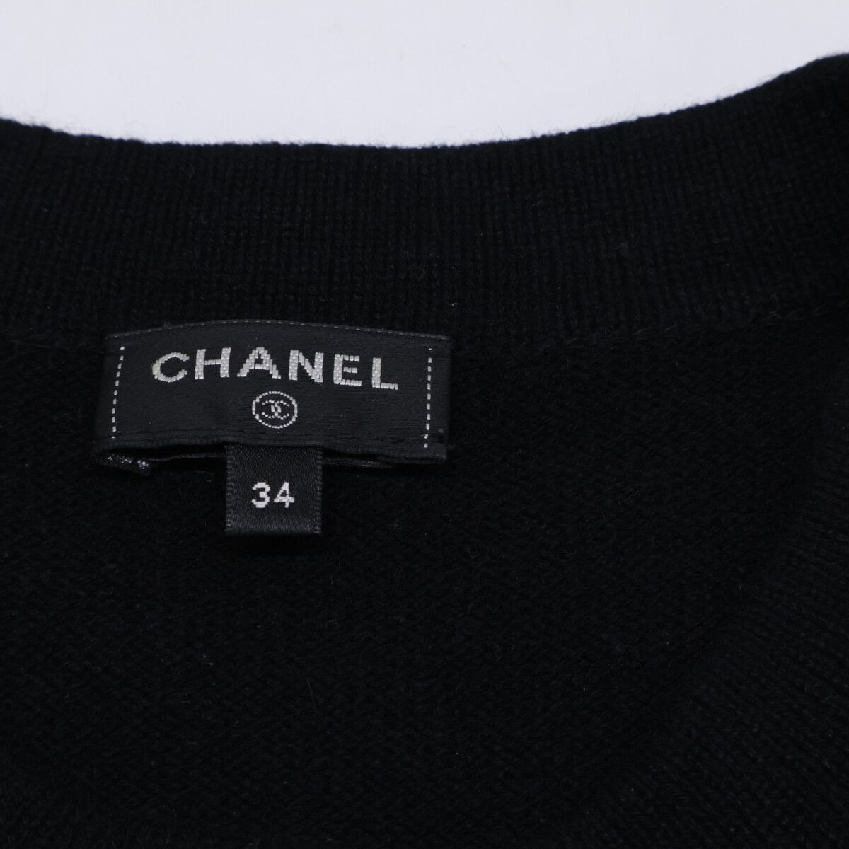 Chanel CC Logo Button Cashmere Sleeveless 34 Shirt — view 6