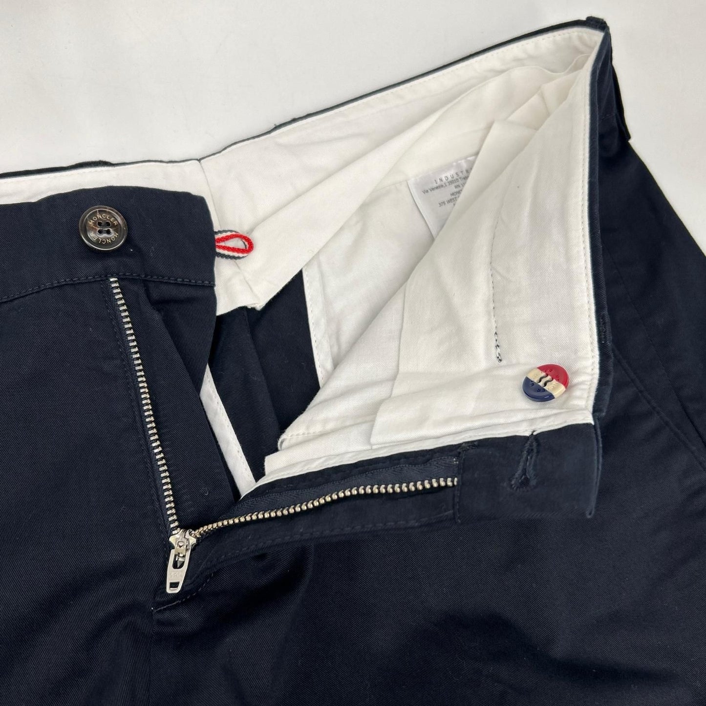 Moncler Navy Shorts 46 — view 7