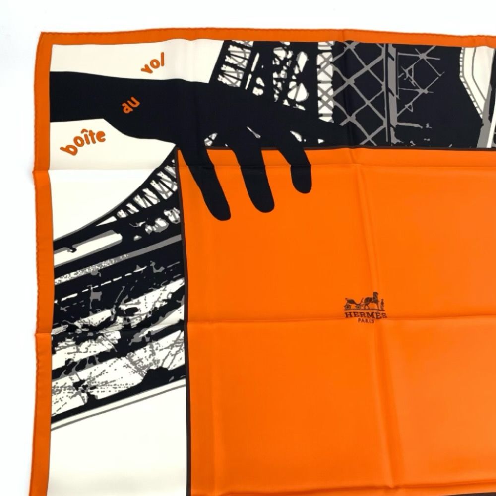 Hermes Carre 90 Silk Scarf Flying — view 2