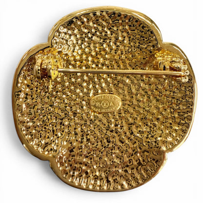 Chanel Vintage CC Logo Flower Brooch Gold — view 3
